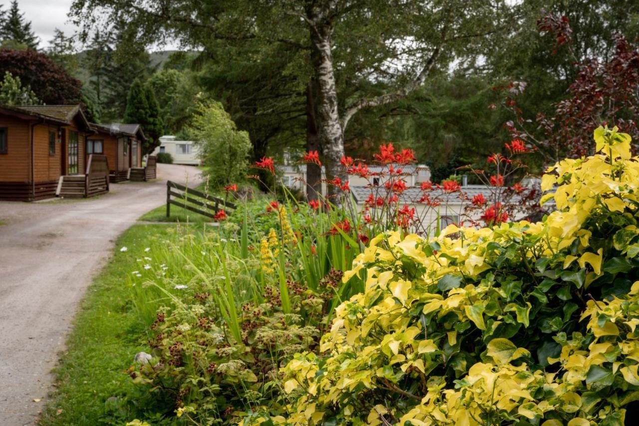 Linnhe Lochside Holidays Corpach Buitenkant foto