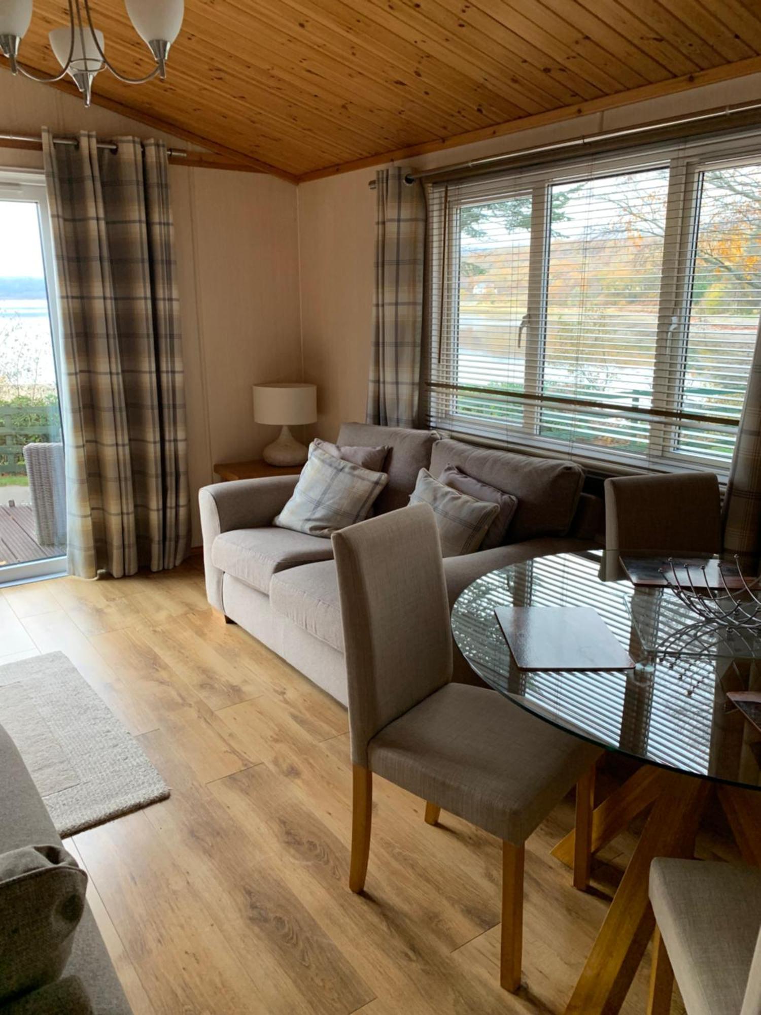 Linnhe Lochside Holidays Corpach Buitenkant foto